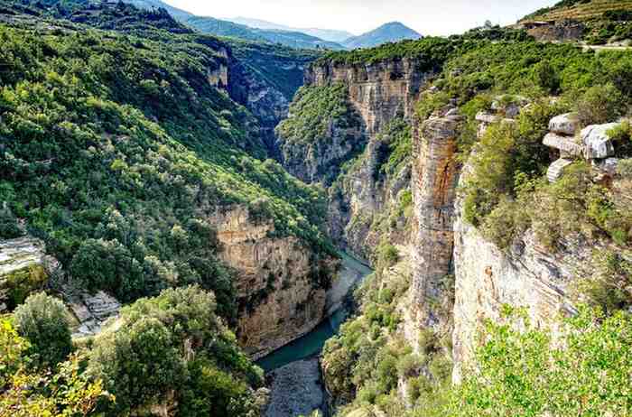 The Osum Canyons