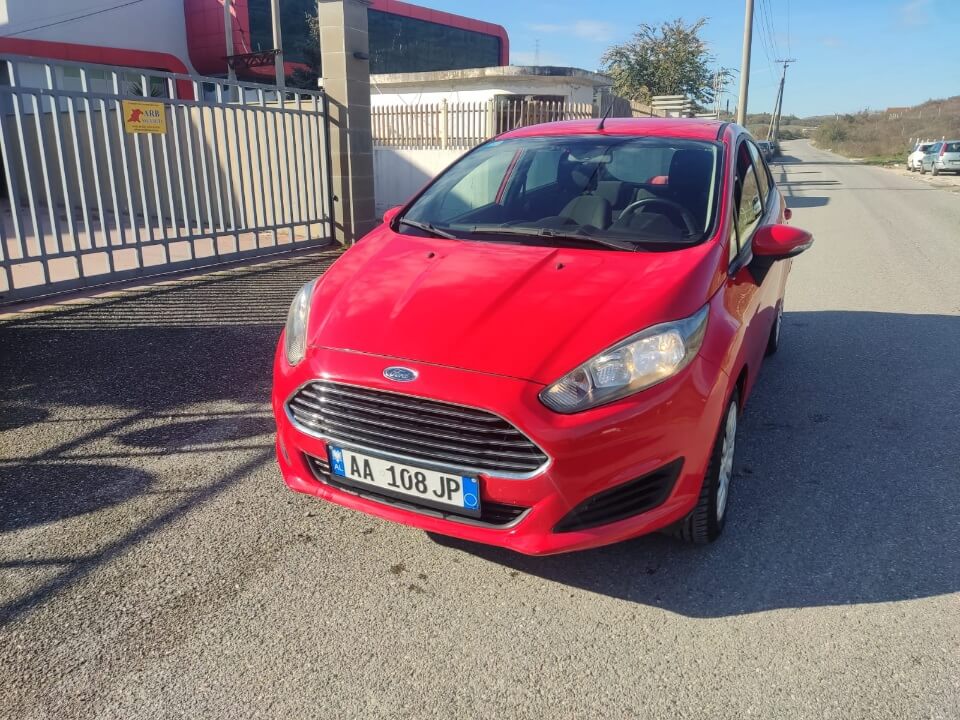 Ford Fiesta to rent in Tieana Albania _3