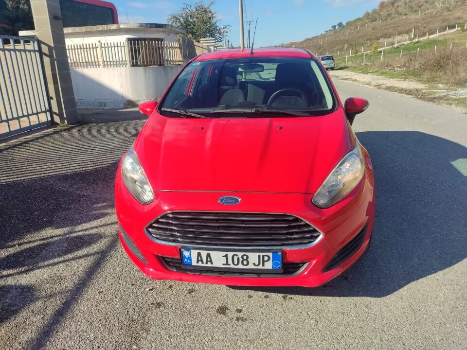 Ford Fiesta to rent in Tieana Albania _4